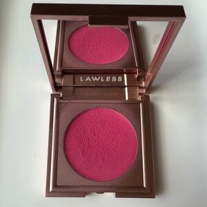 LAWLESS Metallic Rose Gold Compact Blush - Valentine